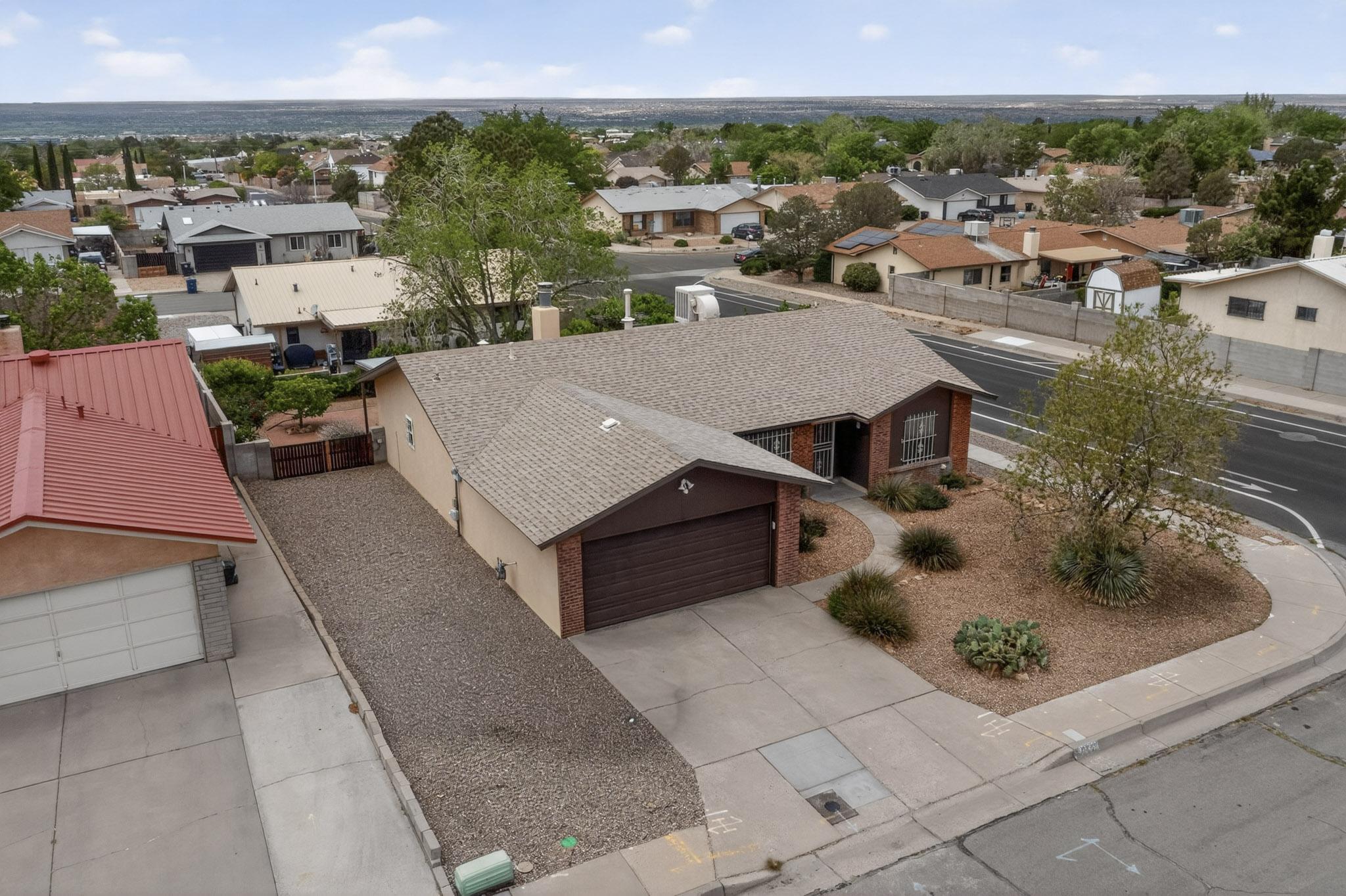 8112 San Francisco Road NE