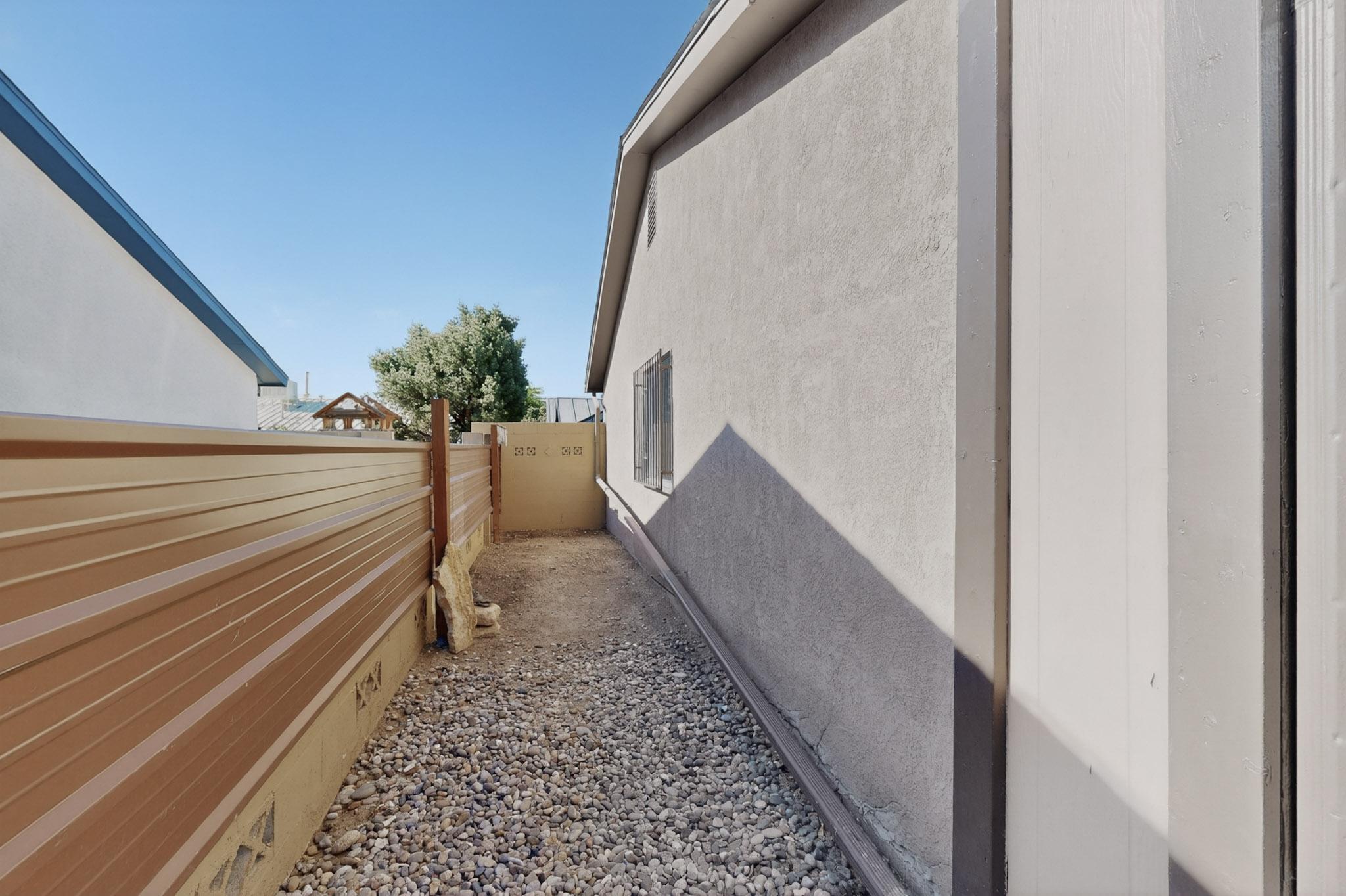 7308 Aladdin Court NW