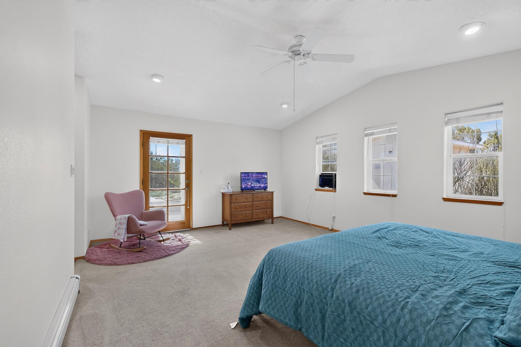 59 W Willard Road