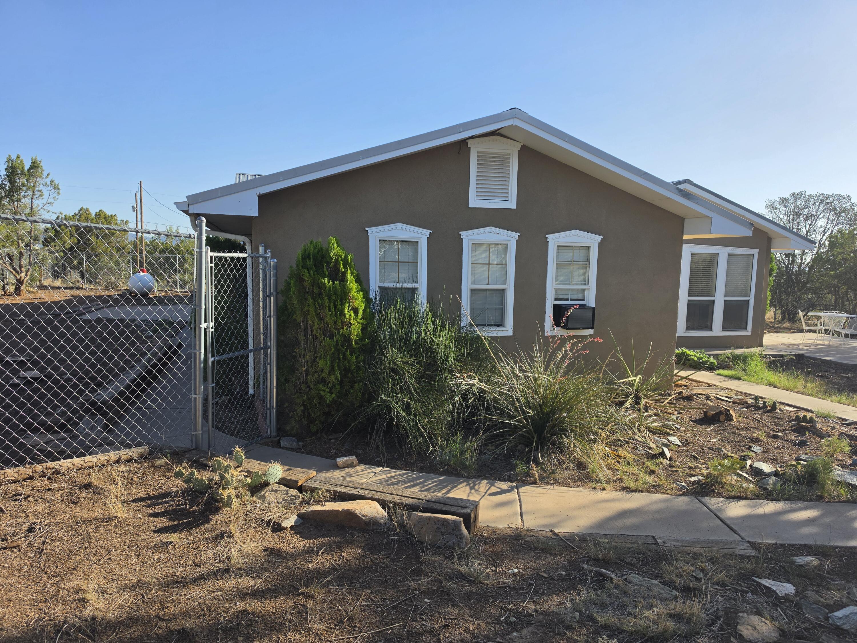 59 W Willard Road