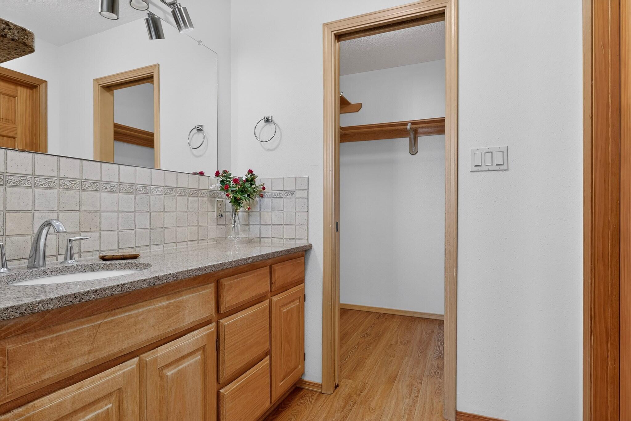 59 W Willard Road