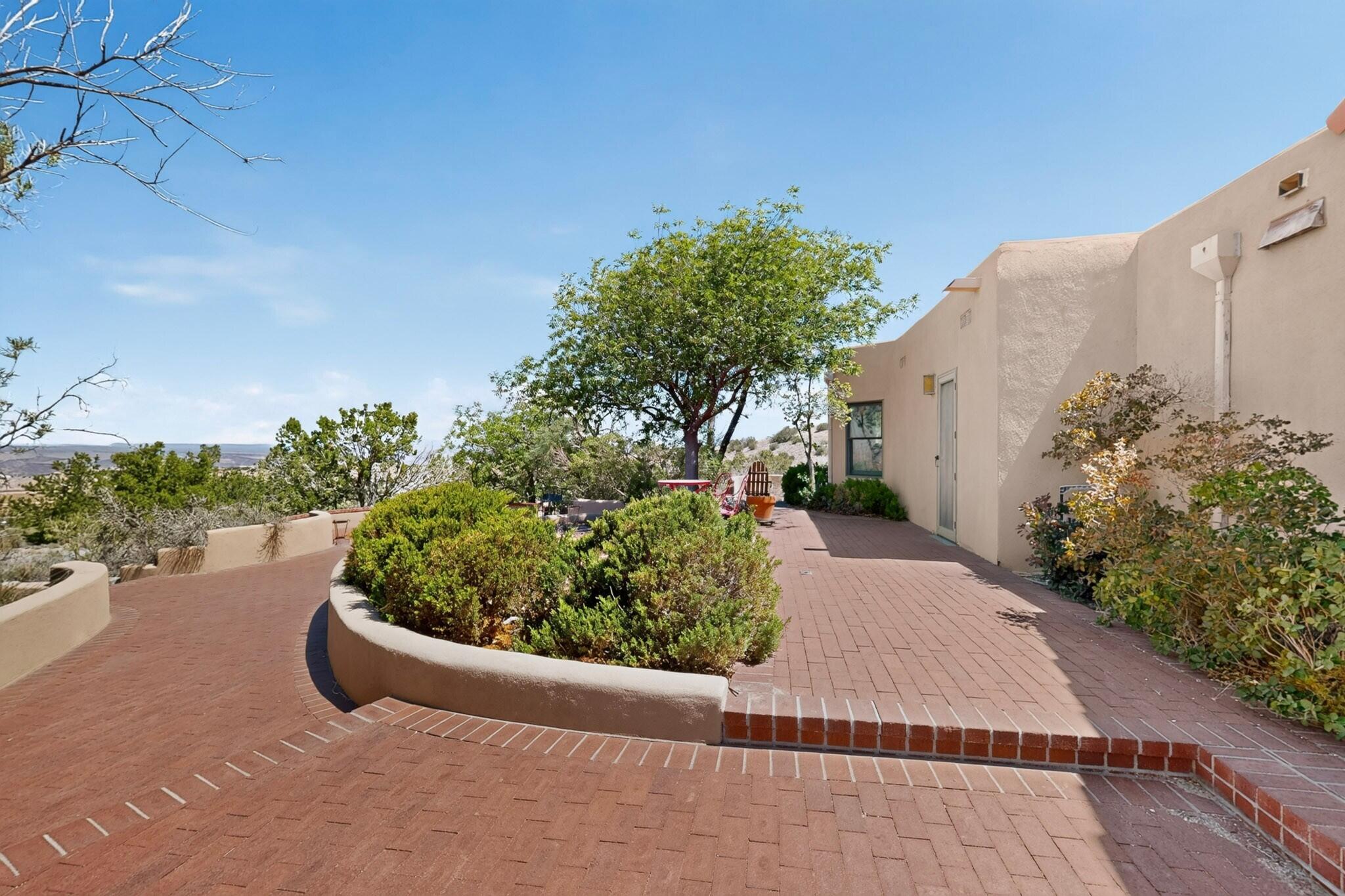 47 Yucca Lane