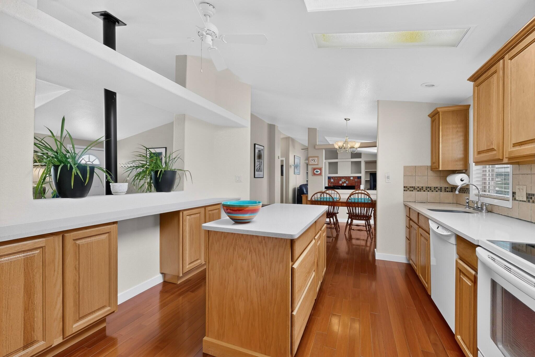13 Crystal Gardens Lane