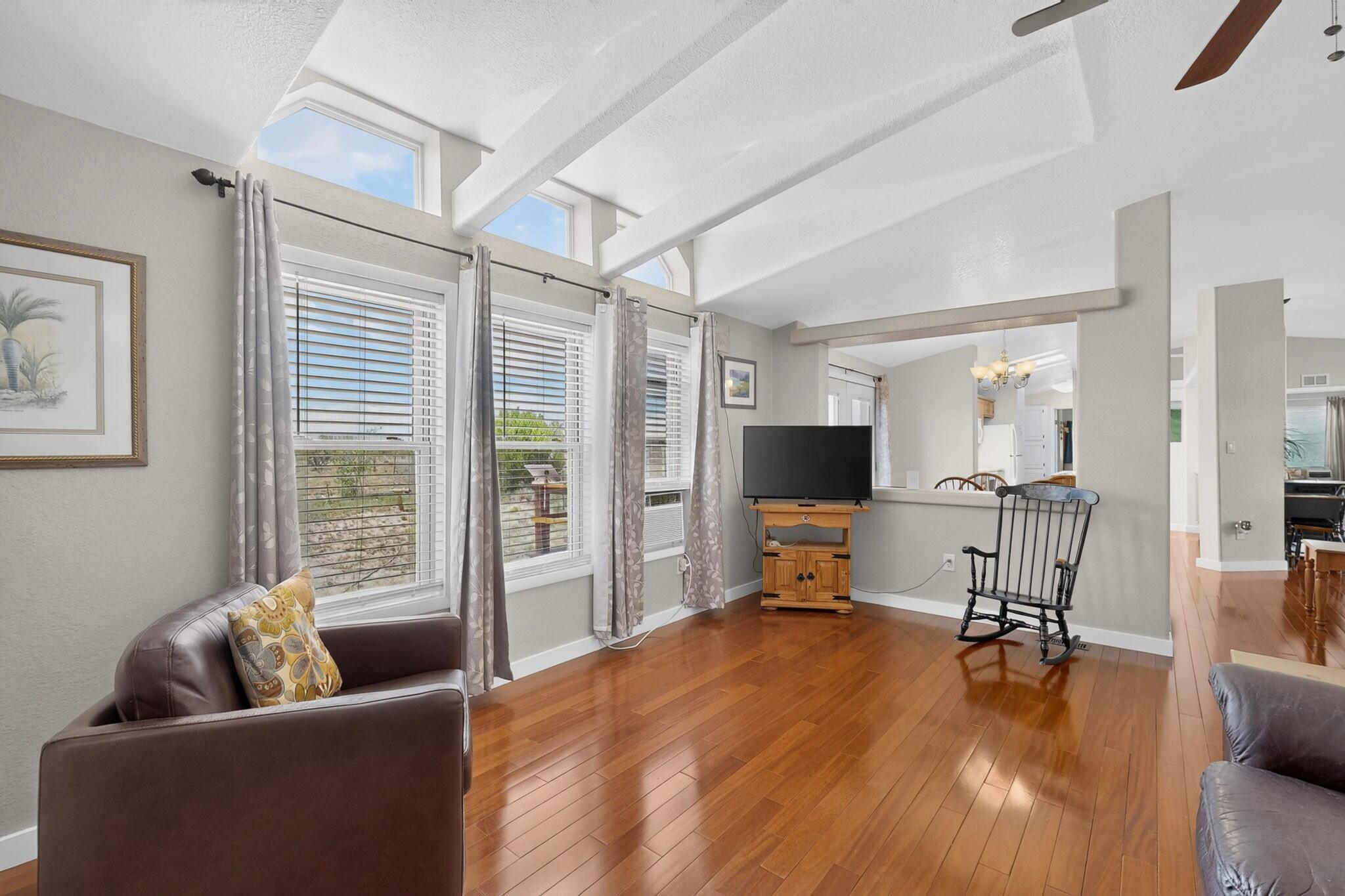 13 Crystal Gardens Lane