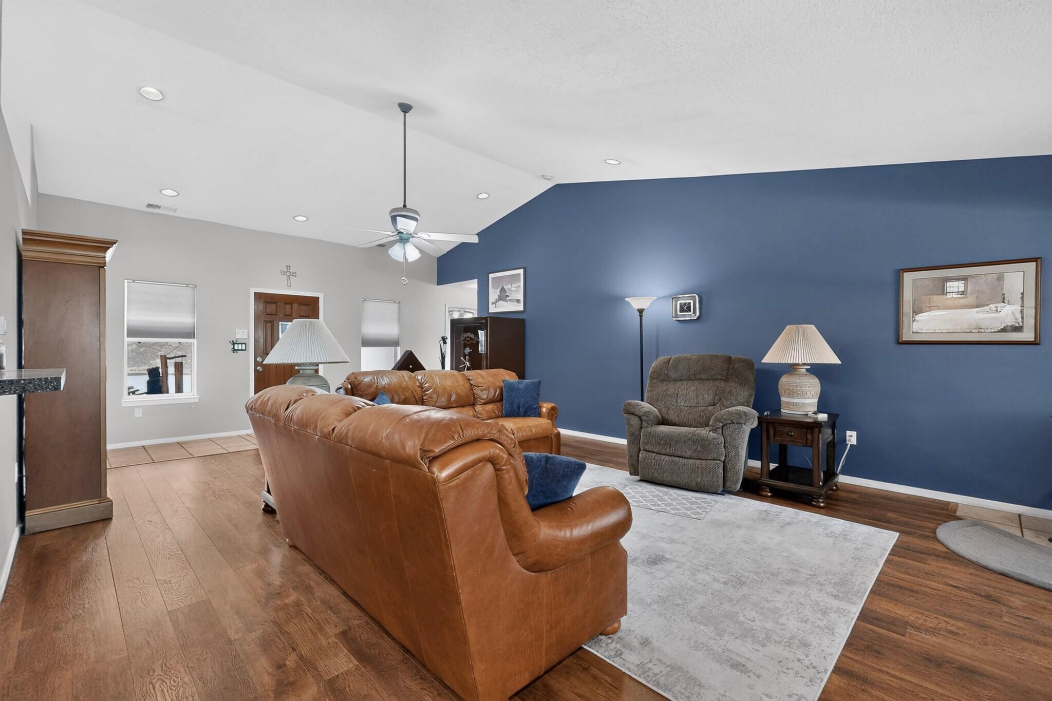 28 Asher Lane