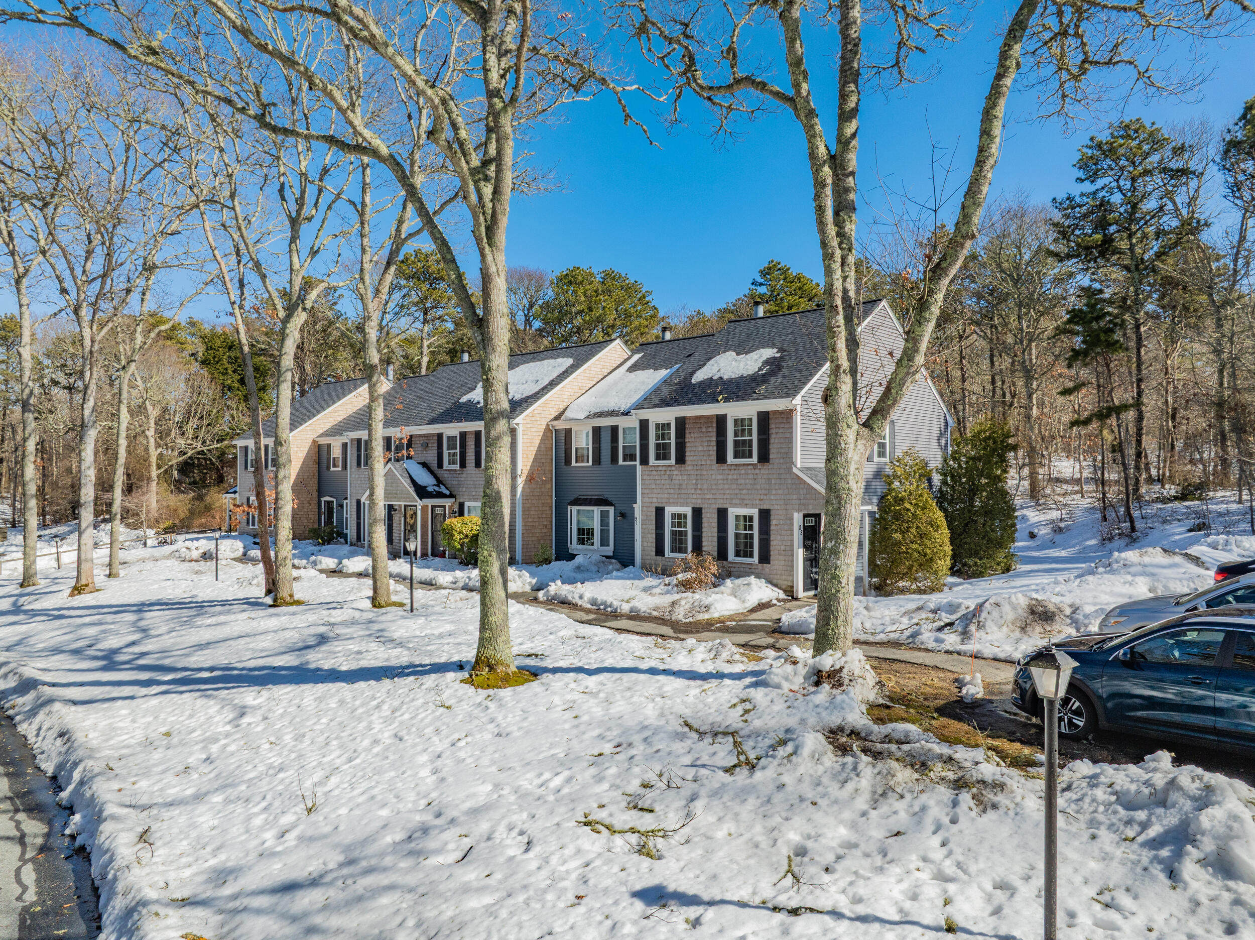 88 Woodview Drive UNIT H Unit: UNIT 88-H
