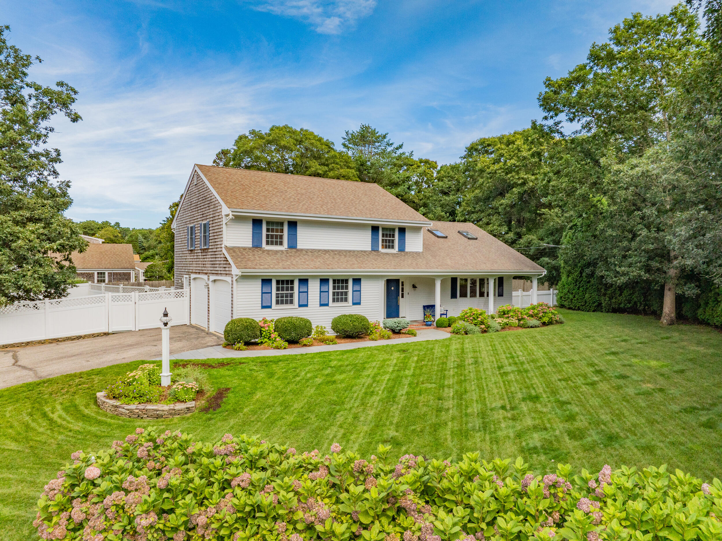 3 Russell Drive