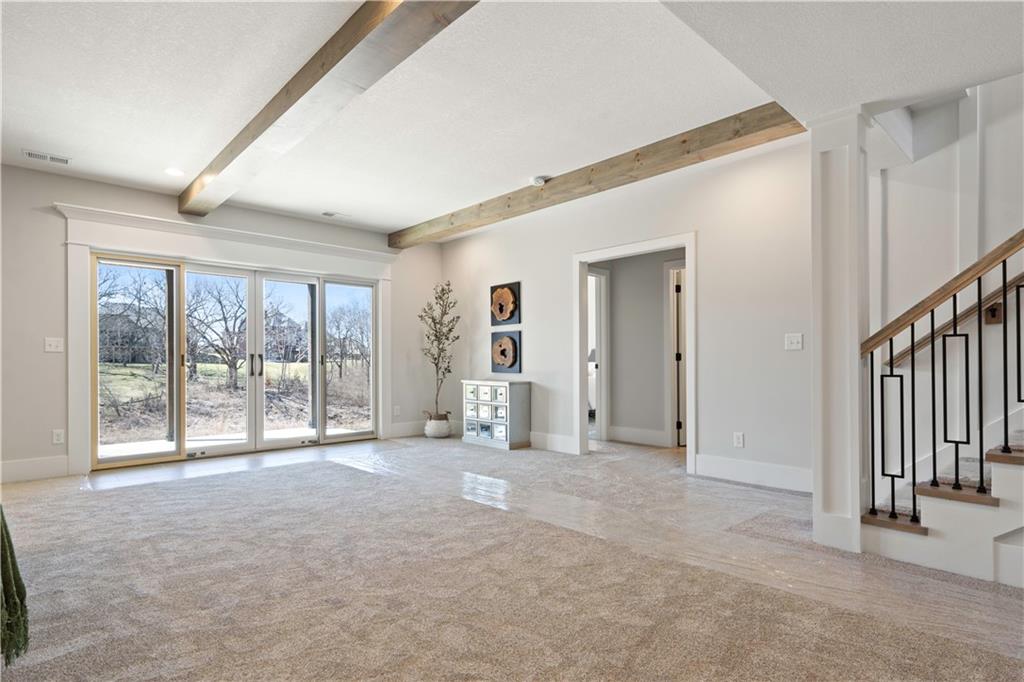 2520 NE Woodland Oaks Circle