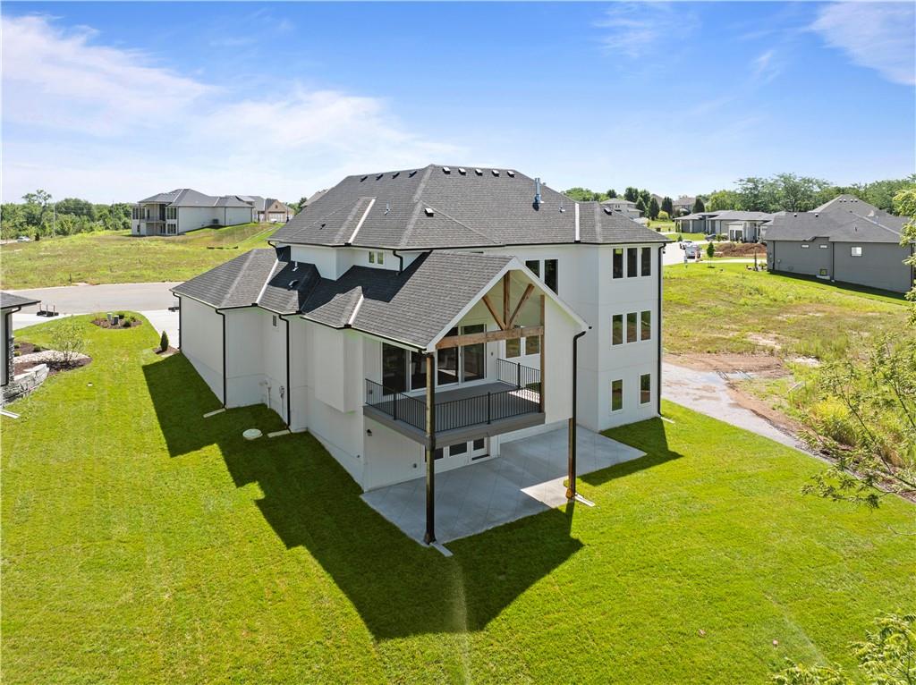 2508 NE Woodland Oak Circle