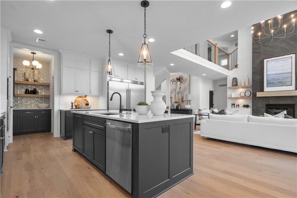 2508 NE Woodland Oak Circle