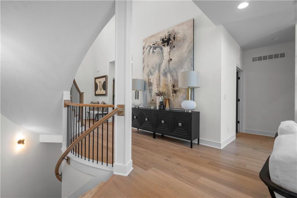 2508 NE Woodland Oak Circle