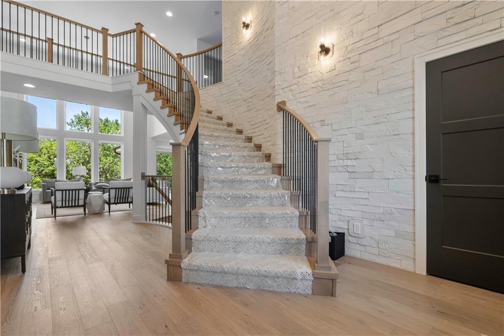 2508 NE Woodland Oak Circle