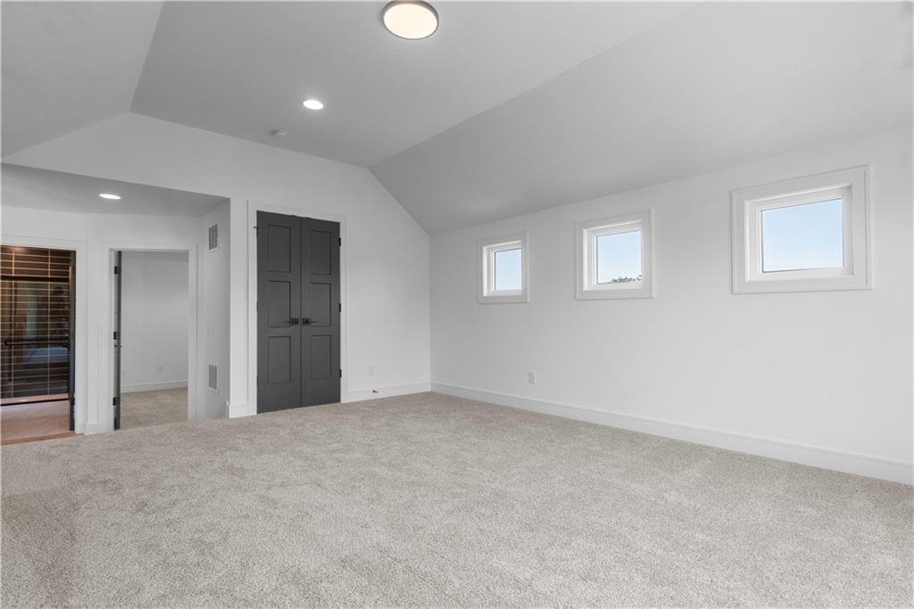 2508 NE Woodland Oak Circle