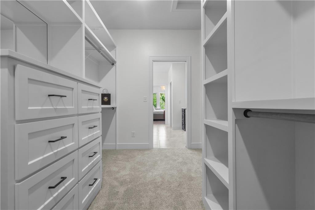 2508 NE Woodland Oak Circle