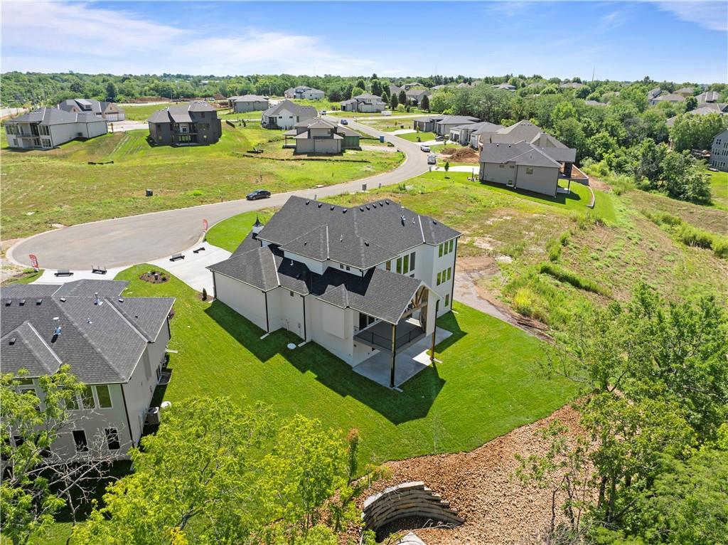2508 NE Woodland Oak Circle