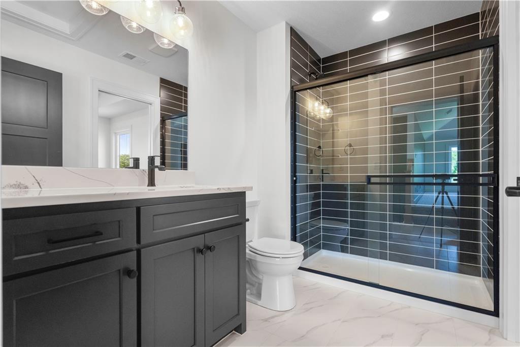2508 NE Woodland Oak Circle