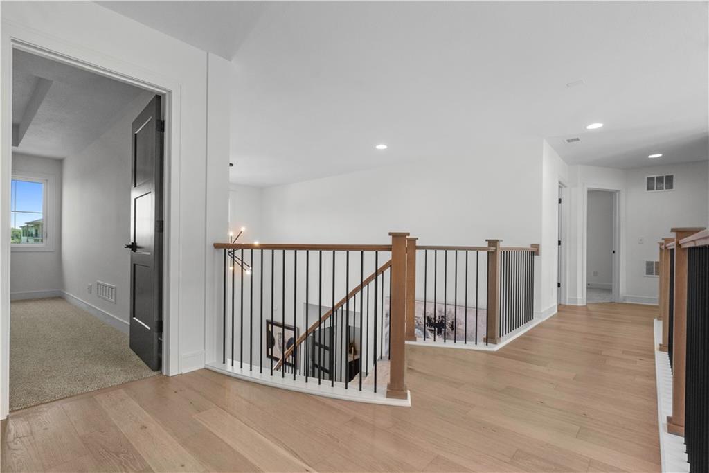 2508 NE Woodland Oak Circle