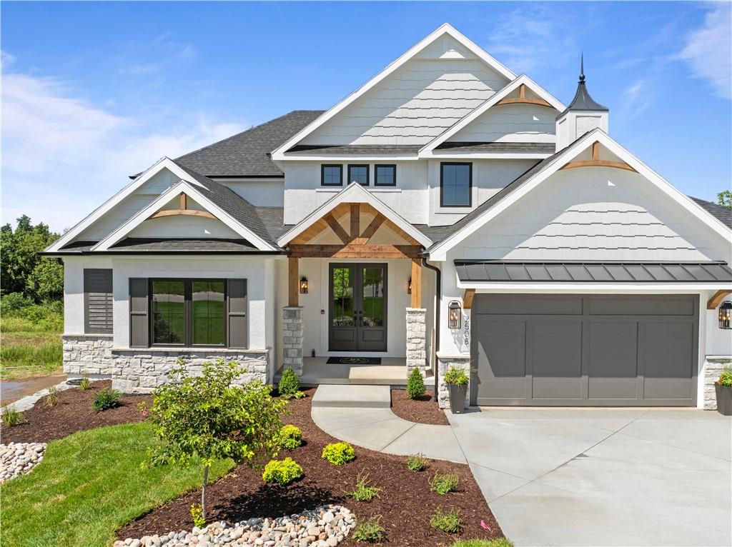 2508 NE Woodland Oak Circle