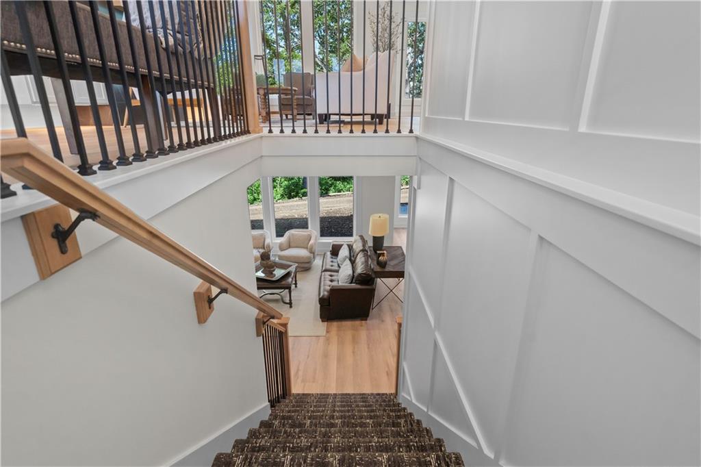 2504 NE Woodland Oak Circle