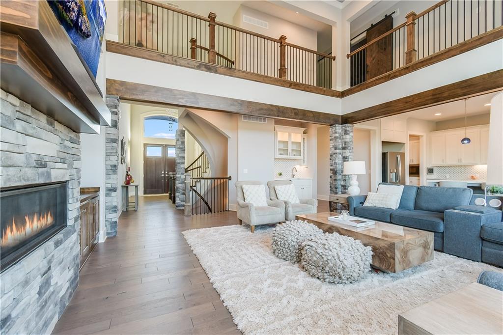27106 Oakhaven Drive