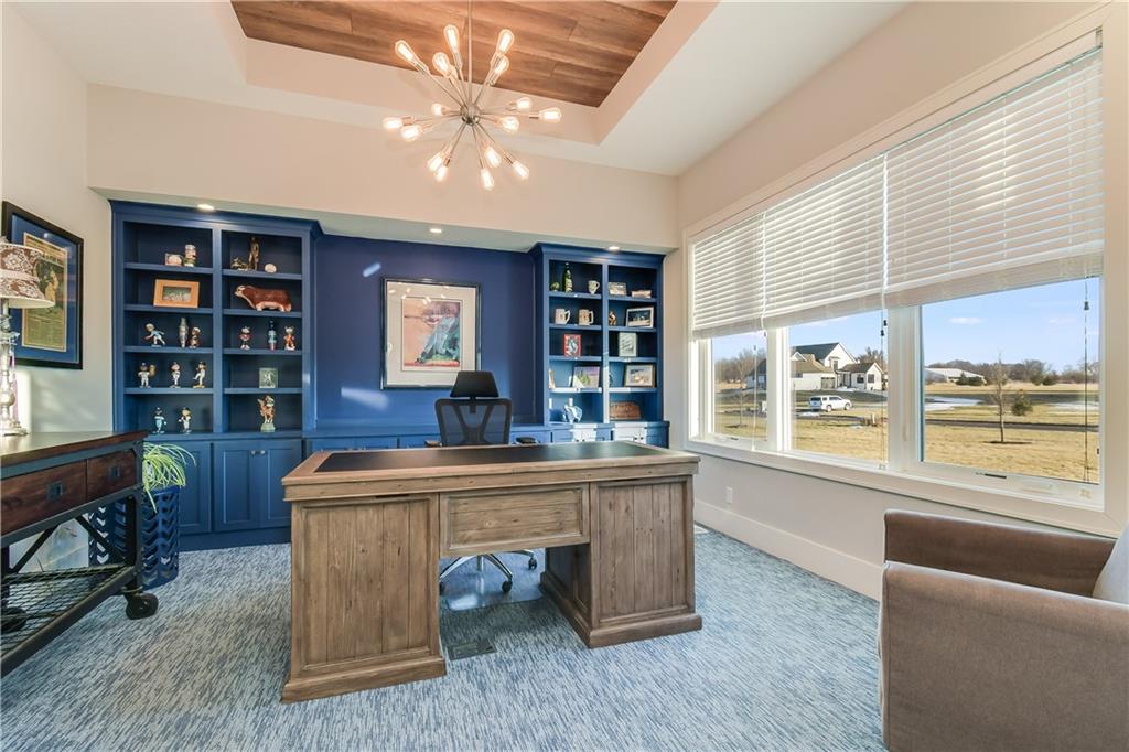 27106 Oakhaven Drive