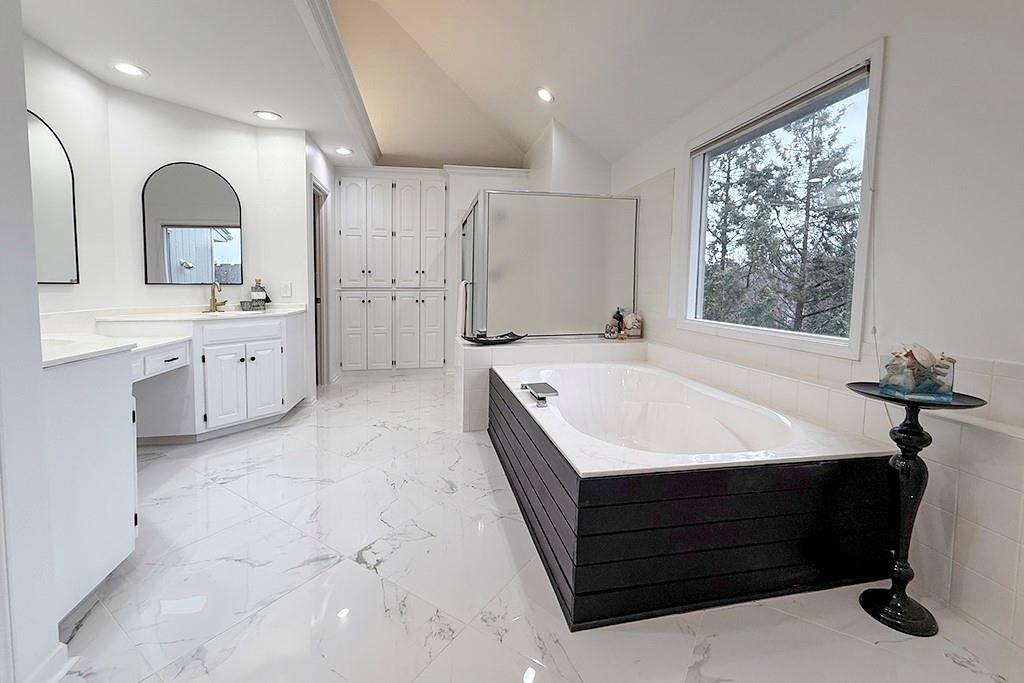 2414 SW Springwater Ridge