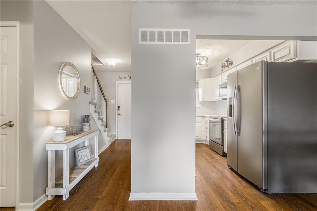 8546 W 85TH Street