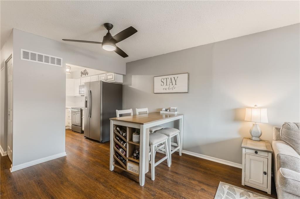 8546 W 85TH Street