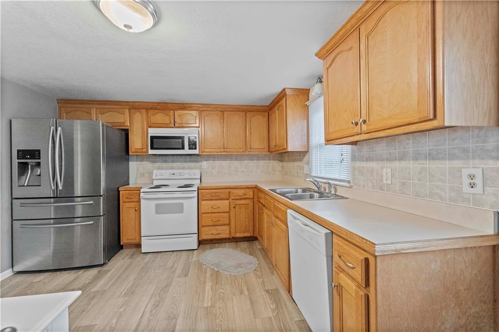 607 SW 8th Street