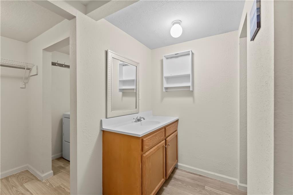 607 SW 8th Street