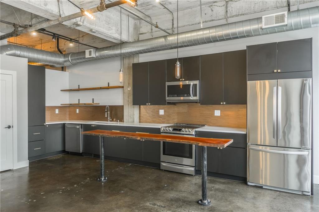 715 May Street Unit: 328