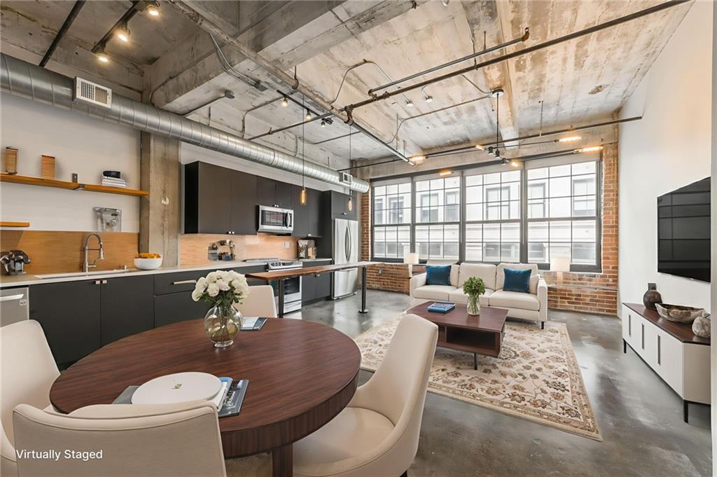 715 May Street Unit: 328