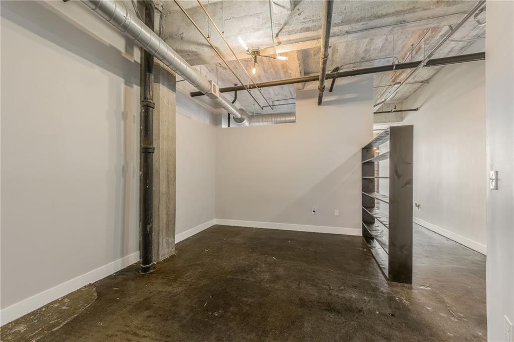 715 May Street Unit: 328