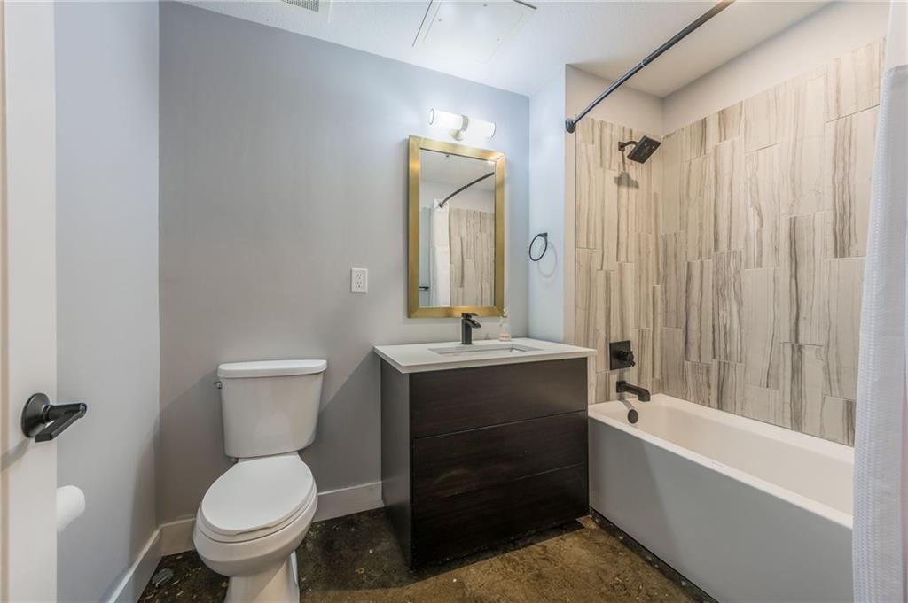 715 May Street Unit: 328