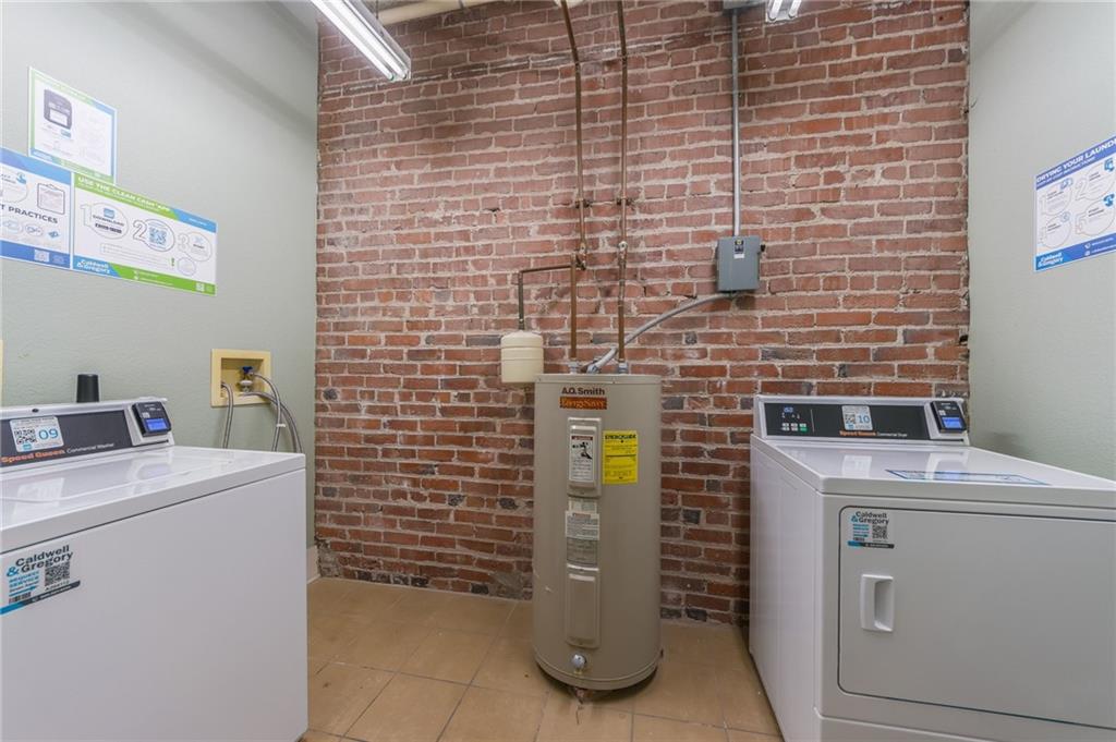 715 May Street Unit: 328