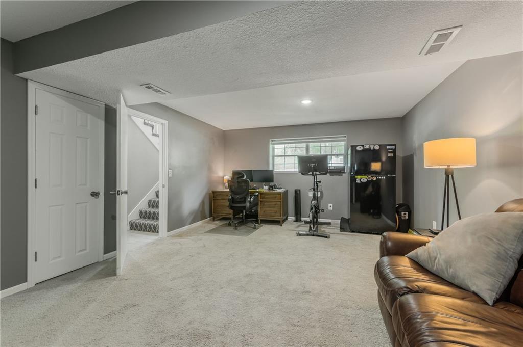 1501 Cottonwood Drive