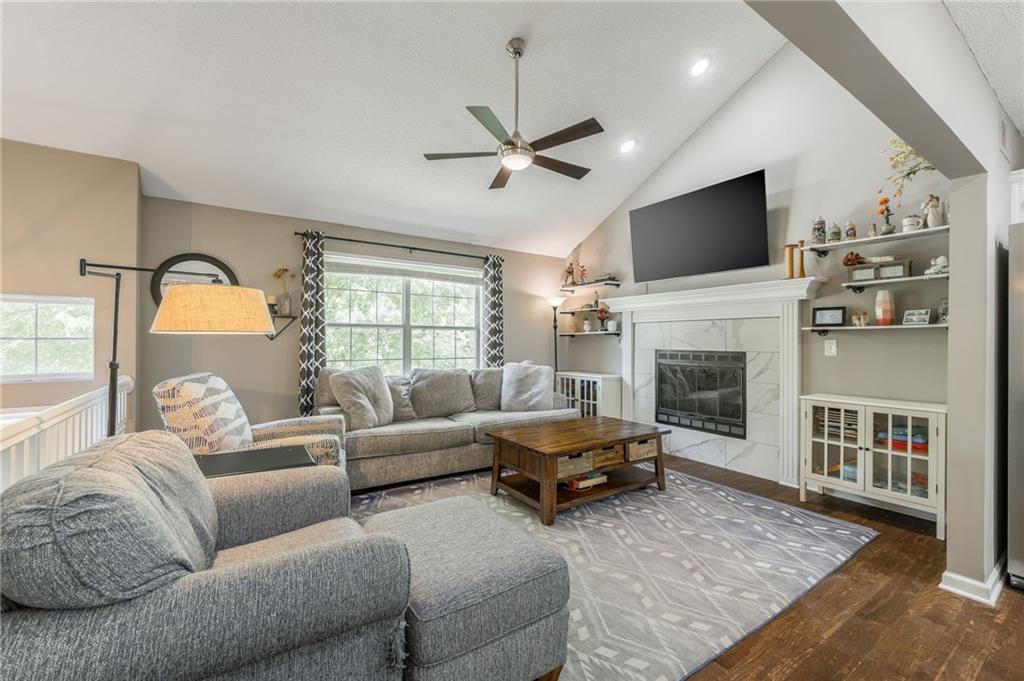 1501 Cottonwood Drive