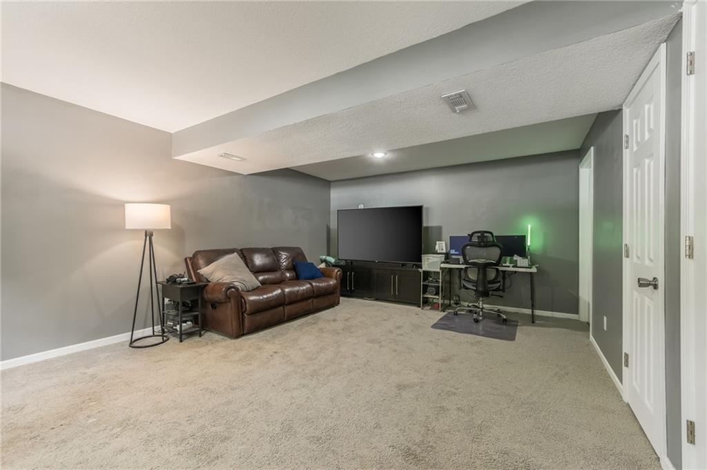 1501 Cottonwood Drive
