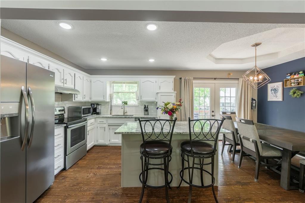 1501 Cottonwood Drive