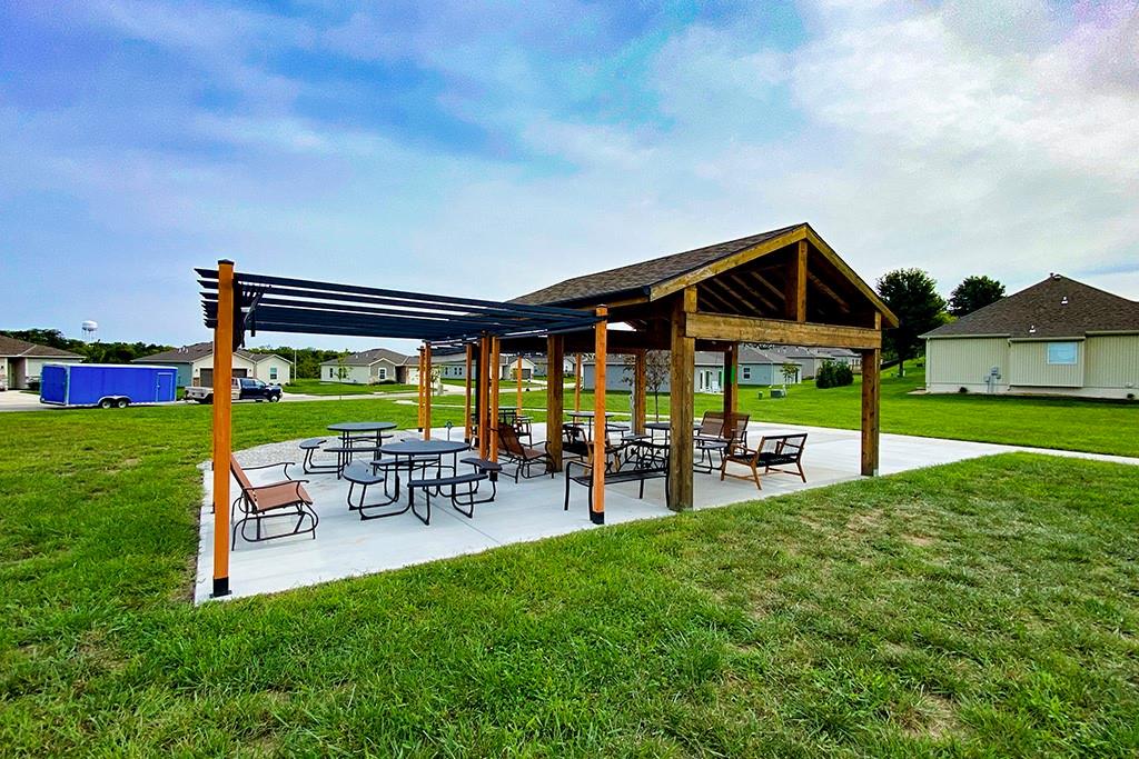 303 Crestview Court