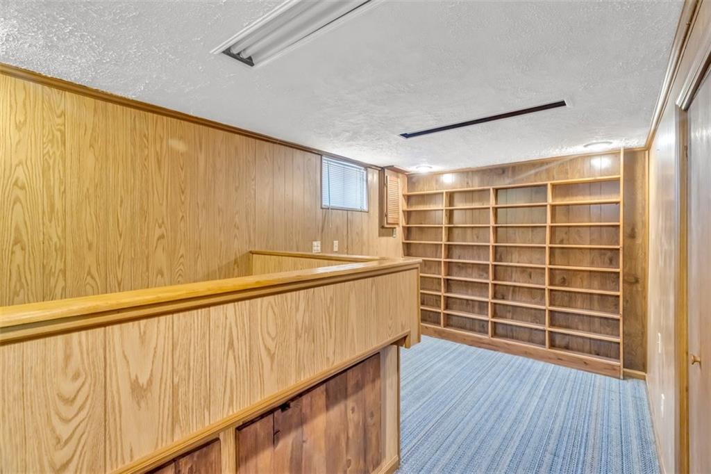 1110 Canterbury Lane
