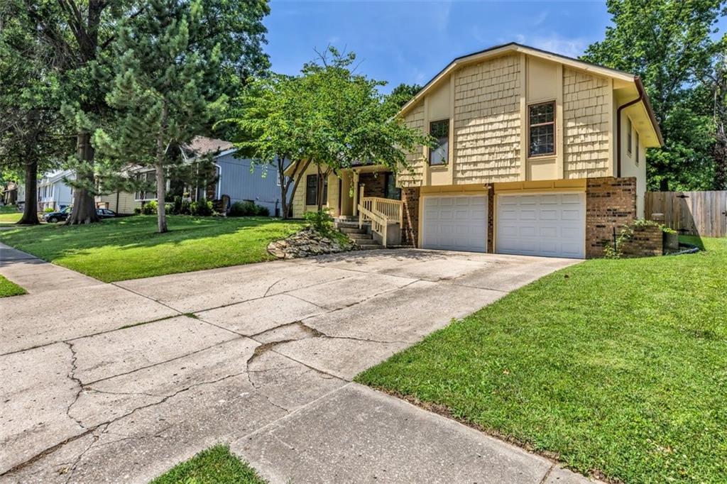 1110 Canterbury Lane