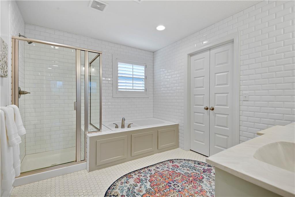 920 Loula Drive