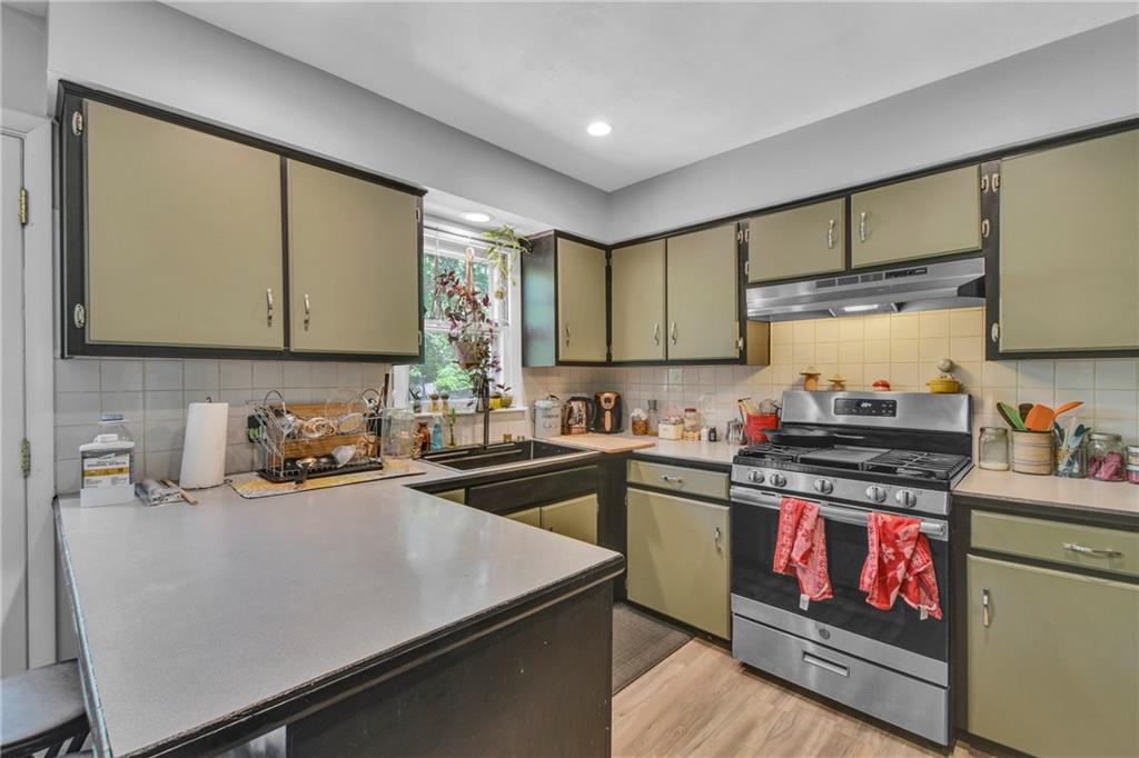 11312 E 48th Terrace