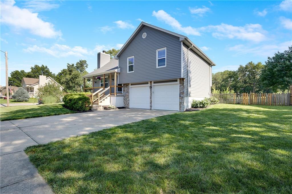901 Stone Brook Drive