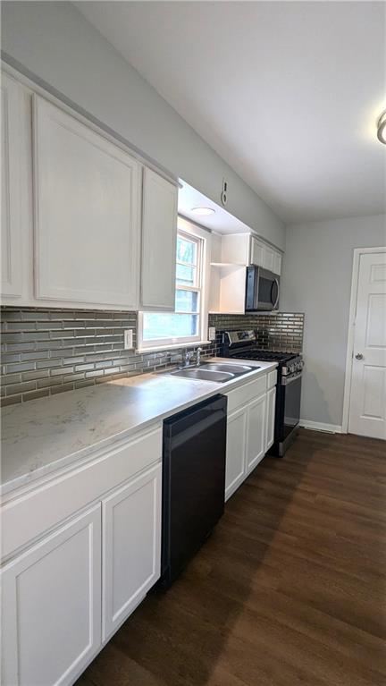 8105 E 100TH Street