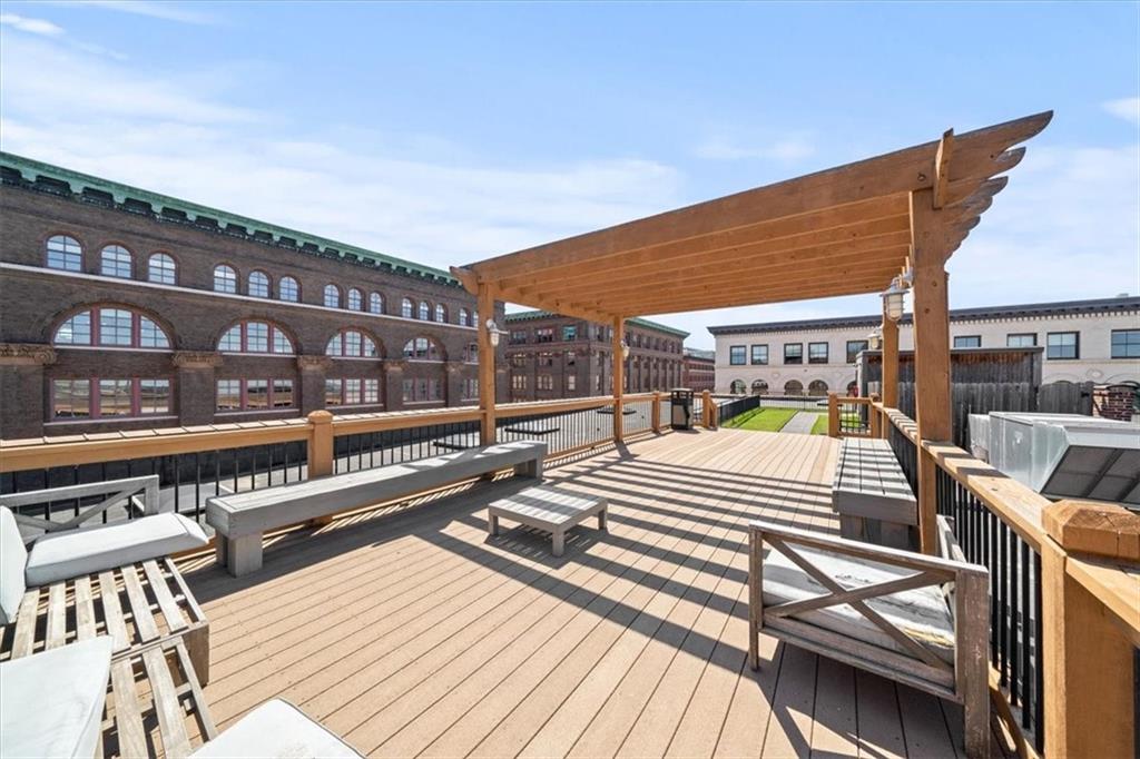 308 W 8th Street Unit: 712