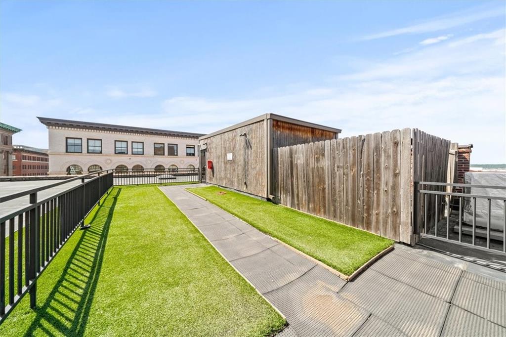308 W 8th Street Unit: 712
