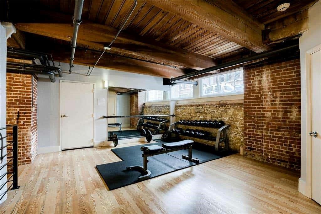 308 W 8th Street Unit: 712