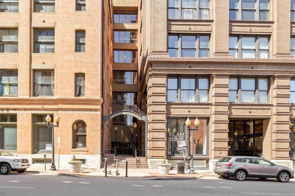 308 W 8th Street Unit: 712
